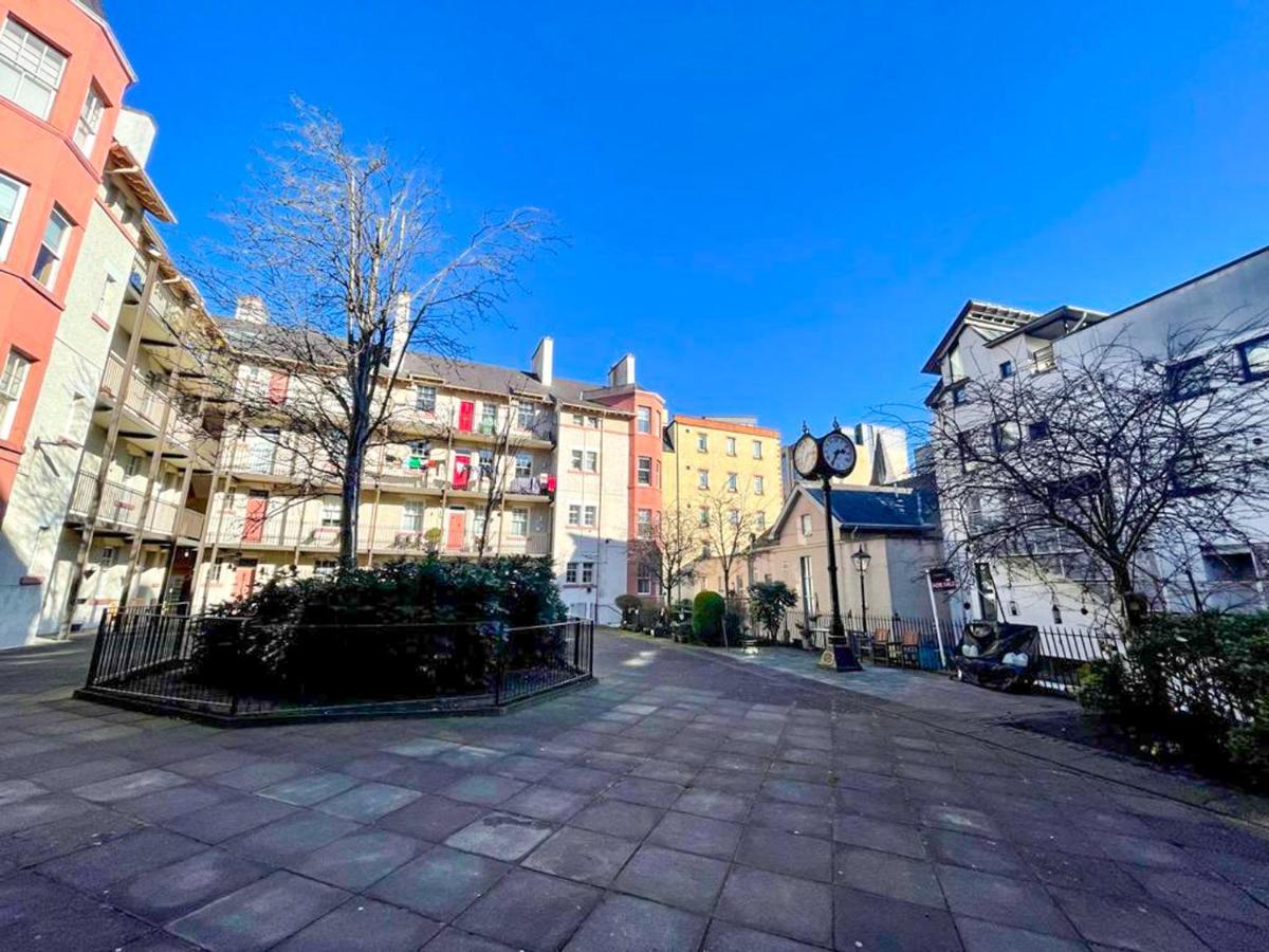 Stunning 2 Bed Apt Nr The Royal Mile & The Castle Edimburgo Exterior foto